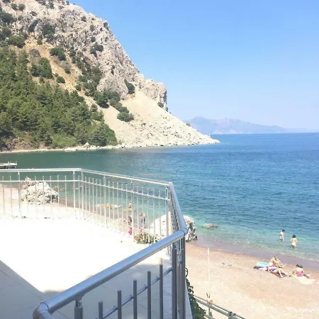 Pine Beach Boutique Turunc